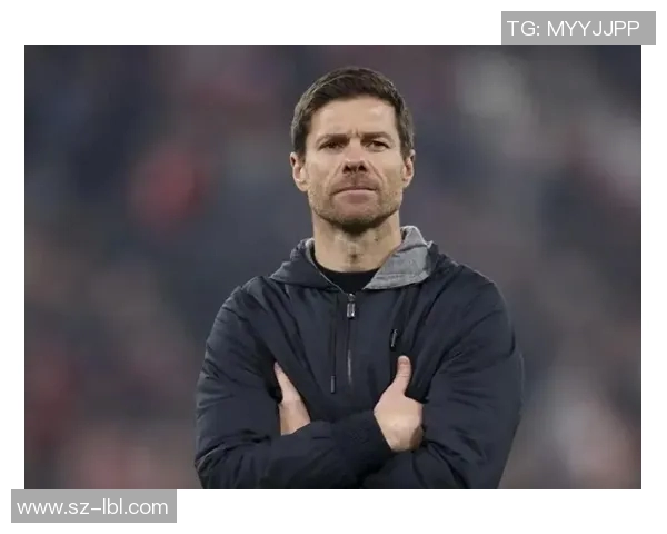 足球明星居莱尔的辉煌职业生涯与个人成就全解析