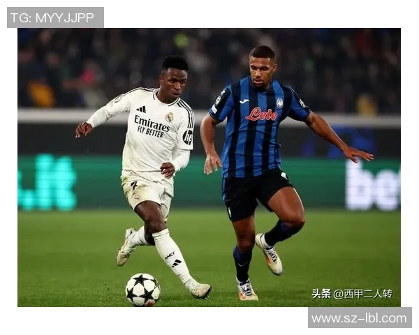 那些在逆境中崛起的足球明星们的奋斗故事与荣耀时刻